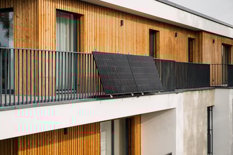 Kernstück der Mini-Solaranlage: Der Wechselrichter